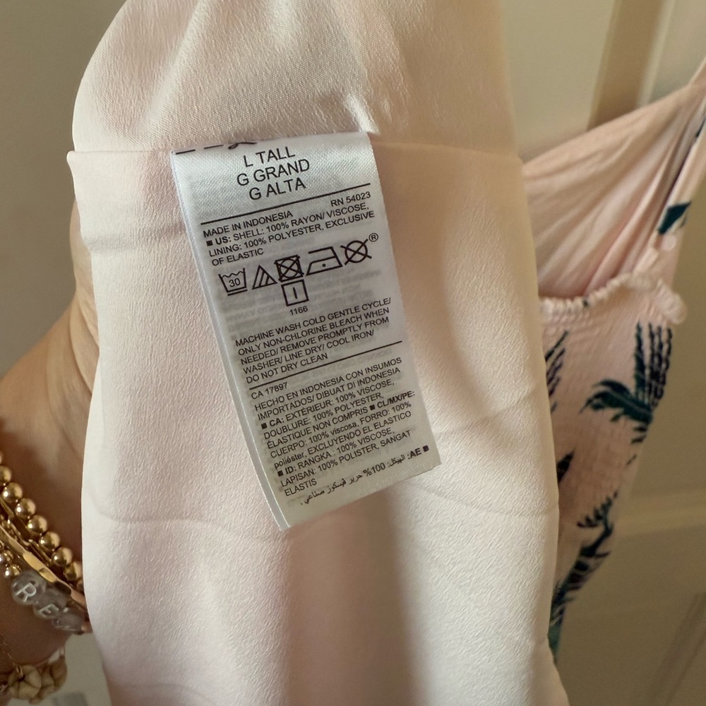 Old Navy Spaghetti Strap Dress - Picture 5 of 5